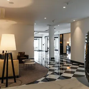 4* Hotell Le Bois De