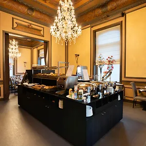 3* Hotell Golden Tree